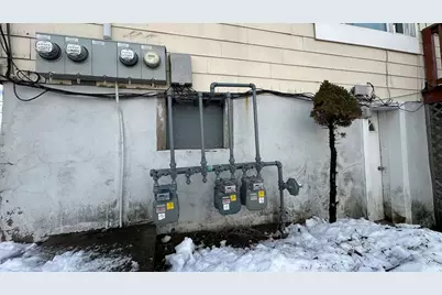 217 Plain St, Fall River, MA 02723 - Photo 4