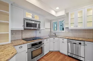 55 Brackett Pl, Marblehead, MA 01945 - Photo 6