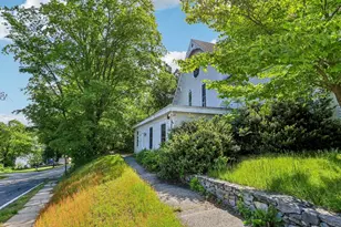 39 High St, Merrimac, MA 01860 - Photo 28