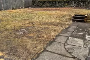 324 Lowell St, Peabody, MA 01960 - Photo 4