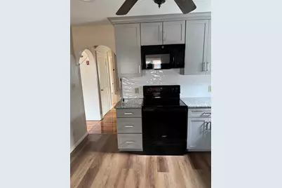 324 Lowell St, Peabody, MA 01960 - Photo 8