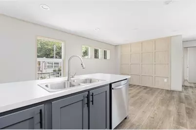 460 Collins Street #9, Attleboro, MA 02703 - Photo 16