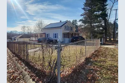 438 School St, Stoughton, MA 02072 - Photo 26