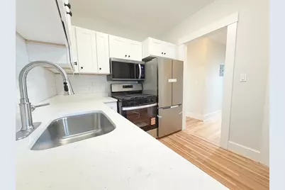 56 Selkirk Rd #8, Boston, MA 02135 - Photo 4