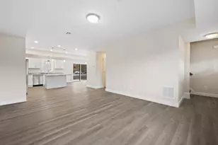 29 Johnson St, Taunton, MA 02780 - Photo 12