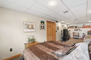 33 Warner St, Fall River, MA 02720 - Photo 30