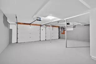 14 Pine Hill Rd, Framingham, MA 01701 - Photo 32