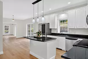 14 Pine Hill Rd, Framingham, MA 01701 - Photo 14