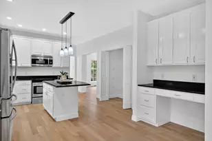 14 Pine Hill Rd, Framingham, MA 01701 - Photo 16