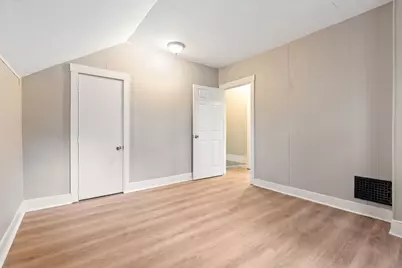 14-24 C St, Northbridge, MA 01588 - Photo 12