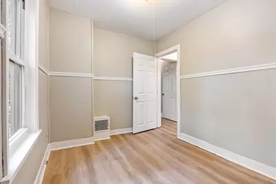14-24 C St, Northbridge, MA 01588 - Photo 8