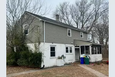 856 Newport, Attleboro, MA 02703 - Photo 2