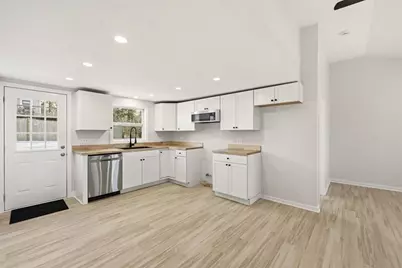 9 Blissful Ln, Wareham, MA 02538 - Photo 8