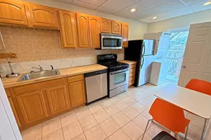 130 W 8th St, Boston, MA 02127 - Photo 8