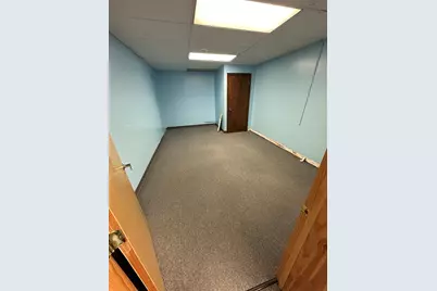 180 Westfield St #A, West Springfield, MA 01089 - Photo 10