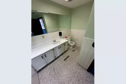 180 Westfield St #A, West Springfield, MA 01089 - Photo 12