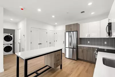 40 Centre St #308, Brookline, MA 02446 - Photo 2