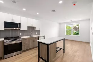 40 Centre St, Brookline, MA 02446 - Photo 2