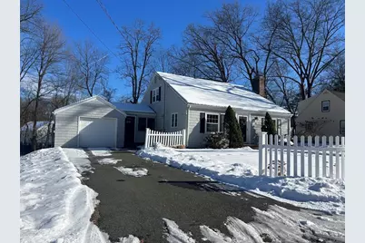 61 Westernview Cir, East Longmeadow, MA 01028 - Photo 2