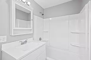 712-722 Eastern Ave, Fall River, MA 02723 - Photo 10