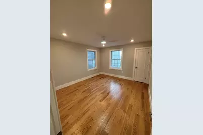 17 Bond St #A, Somerville, MA 02145 - Photo 8