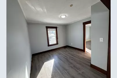 261 Litchfield St, Leominster, MA 01453 - Photo 8