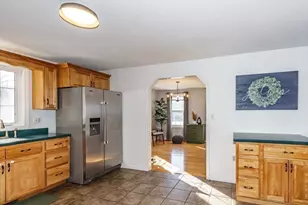 979 Hildreth St, Dracut, MA 01826 - Photo 8