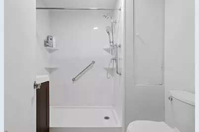 194 Emerson St, Boston, MA 02127 - Photo 16