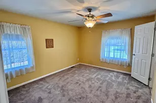 11 Settlers Rd, Taunton, MA 02780 - Photo 8