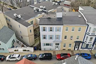 13 Knowlton St, Boston, MA 02127 - Photo 32