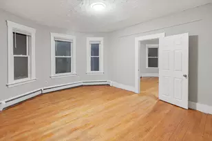 15 Mendon, Worcester, MA 01604 - Photo 2