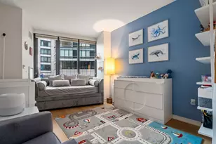 580 Washington St, Boston, MA 02111 - Photo 16