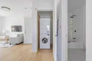 1035 Commonwealth Ave, Boston, MA 02215 - Photo 6