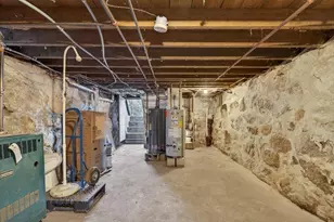 12 Reynolds St, New Bedford, MA 02740 - Photo 34