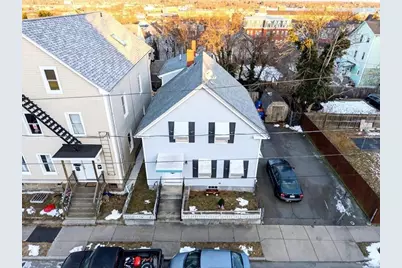 12 Reynolds St, New Bedford, MA 02740 - Photo 4