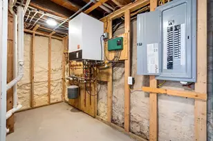 119 Pebble St, Fall River, MA 02721 - Photo 34