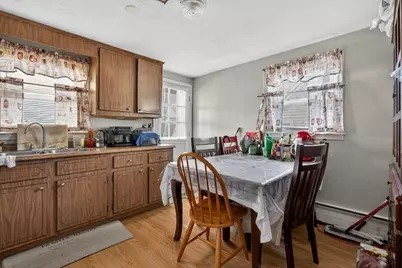 596 Ash St, Brockton, MA 02301 - Photo 4