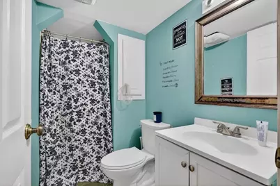 596 Ash St, Brockton, MA 02301 - Photo 12