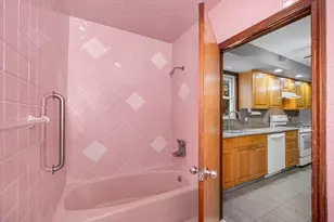 2 Heath St, Billerica, MA 01821 - Photo 12