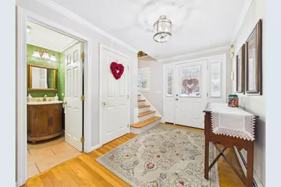 23 Elmwood Dr, Berkley, MA 02779 - Photo 4