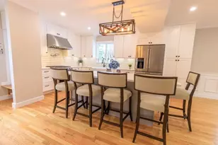 58 Walnut St, Shrewsbury, MA 01545 - Photo 2