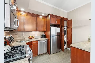 349 Fulton St #10, Medford, MA 02155 - Photo 10