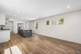 460 Collins St, Attleboro, MA 02703 - Photo 4