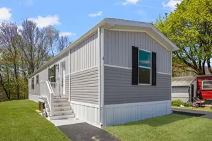 460 Collins St, Attleboro, MA 02703 - Photo 2