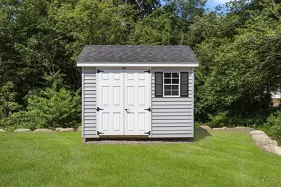 460 Collins Street #6, Attleboro, MA 02703 - Photo 24