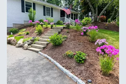 52 Montclair Dr, North Attleboro, MA 02760 - Photo 4