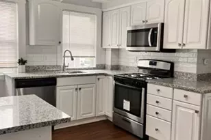 686 River St, Boston, MA 02136 - Photo 2