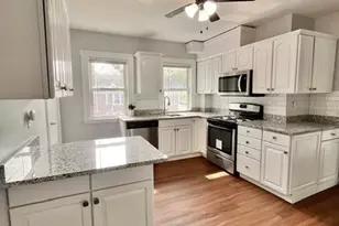 686 River St, Boston, MA 02136 - Photo 1