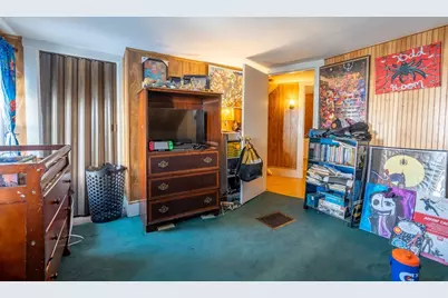 208 Laurel St, Fitchburg, MA 01420 - Photo 32