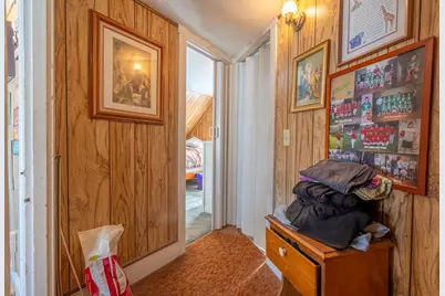 208 Laurel St, Fitchburg, MA 01420 - Photo 14